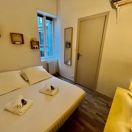 Appartement Le Petit Marche - T2 Hypercentre - Wifi