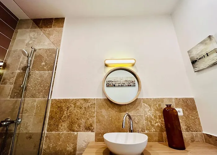 Le Petit Marche - T2 Hypercentre - Wifi Appartement