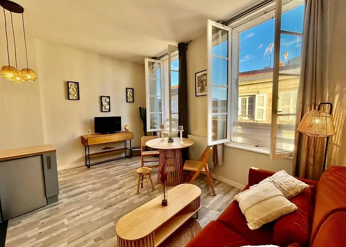 Le Petit Marche - T2 Hypercentre - Wifi Appartement